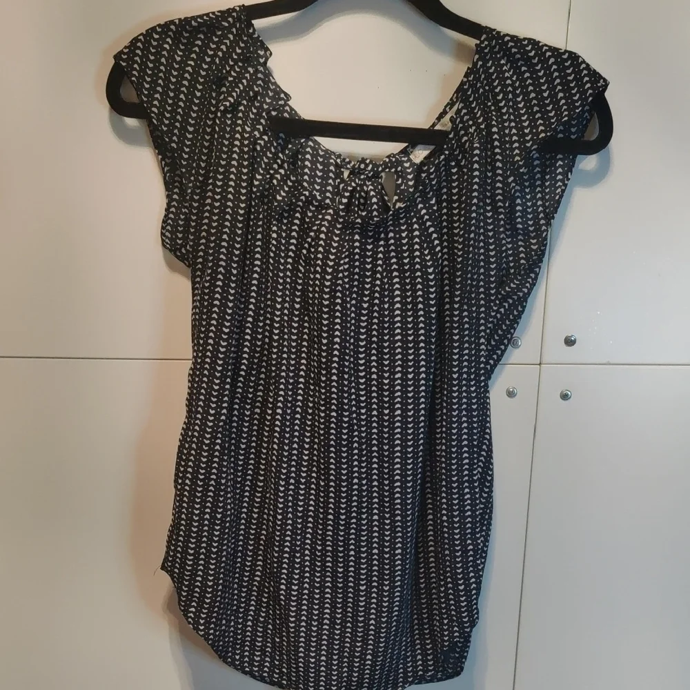 LC Lauren Conrad Midnight and Ivory Blouse - Picture 1 of 5